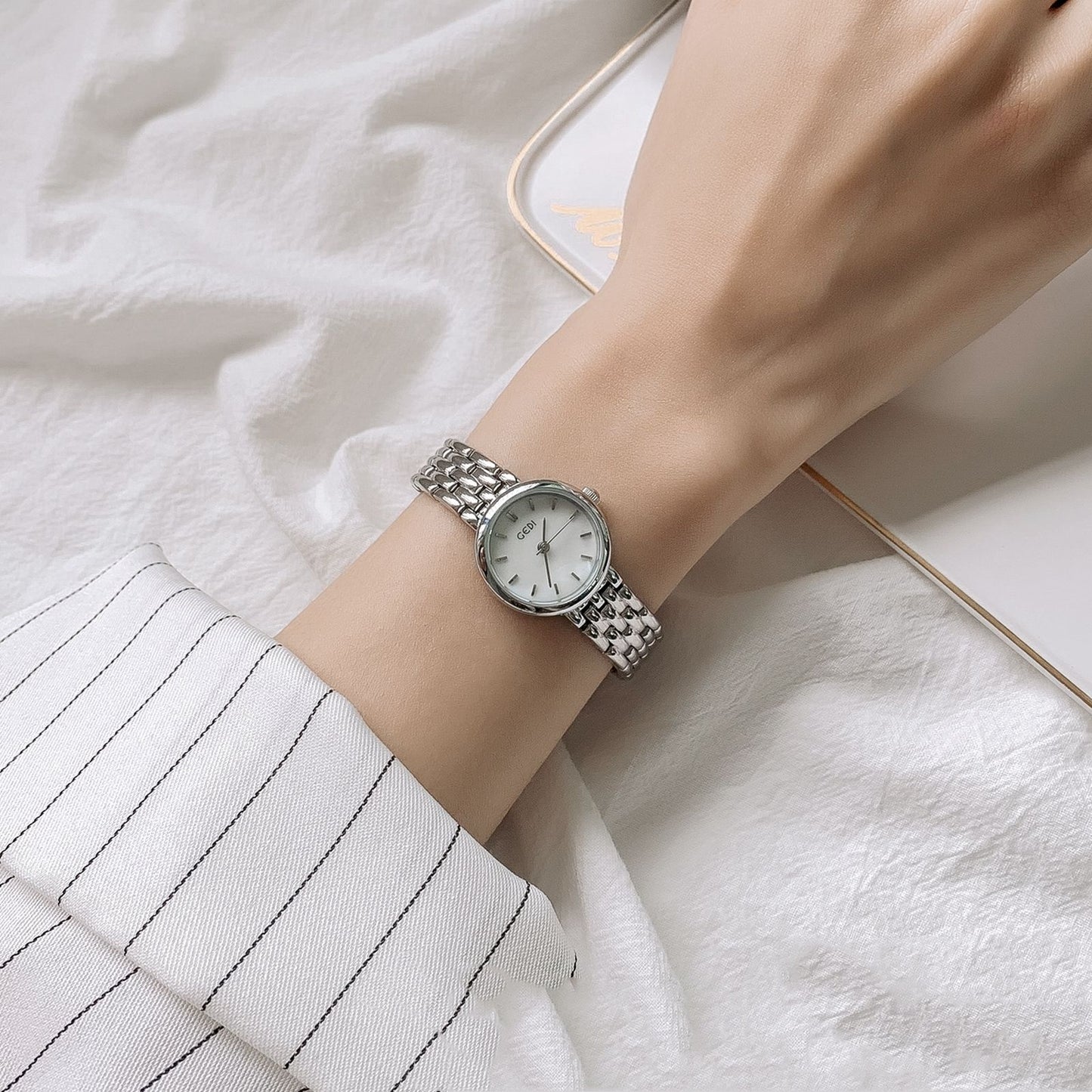 Ins Style Student Small Dial Thin Strap Small Casual All-match Steel Strap Quartz Watch