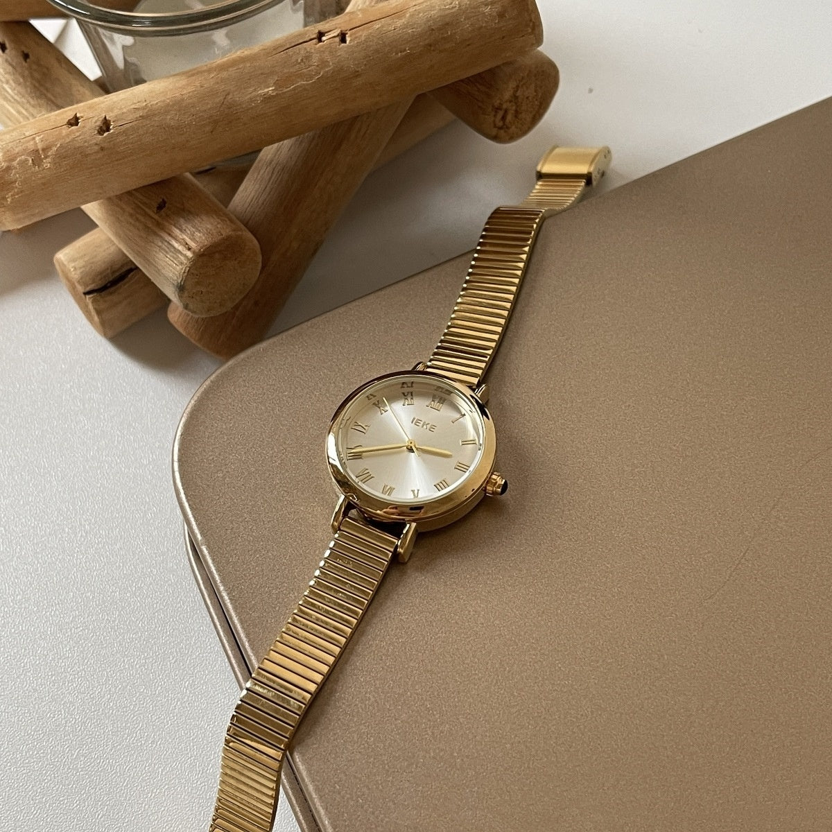 Elegant Steel Watch Women's Light Luxury High-end Sense
